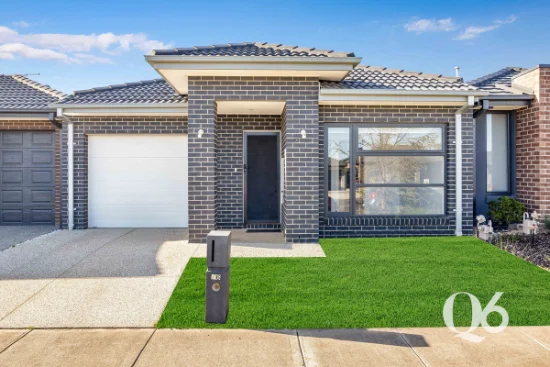 76 Willandra Boulevard, Harkness, Vic 3337