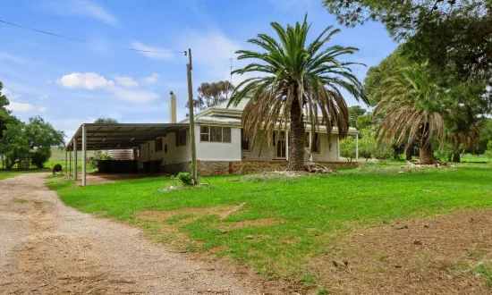 7621 Goyder Highway, Burra, SA 5417