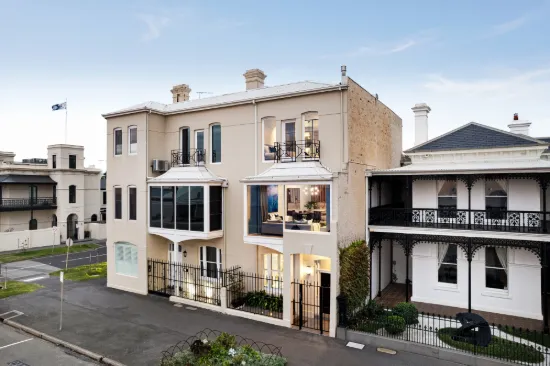 77 Beaconsfield Parade, Albert Park, Vic 3206