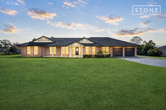 77 Forbes Crescent, Cliftleigh, NSW 2321