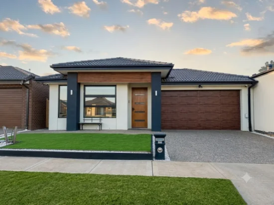 77 Lucania Crescent, Tarneit, Vic 3029