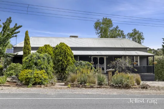 77 Main Road, Chewton, Vic 3451
