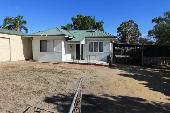 77 Mitchell Street, Cunderdin, WA 6407