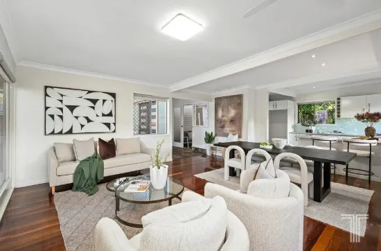 77 Monash Rd, Tarragindi, Qld 4121
