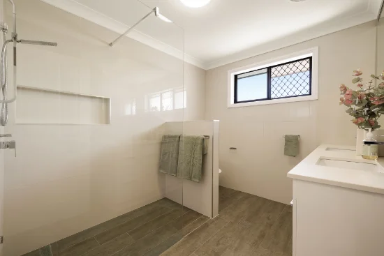 77 T E Peters Drive, Broadbeach Waters, Qld 4218-Image