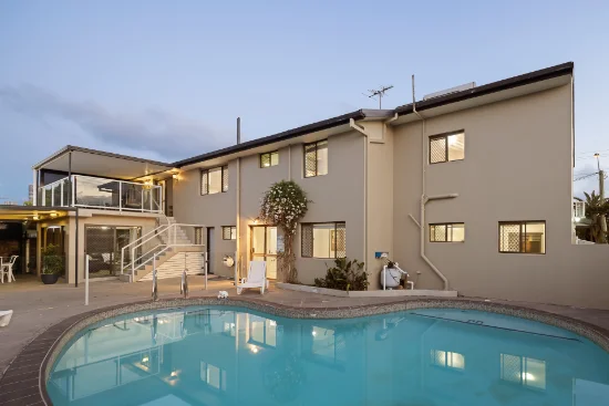 77 T E Peters Drive, Broadbeach Waters, Qld 4218-Image