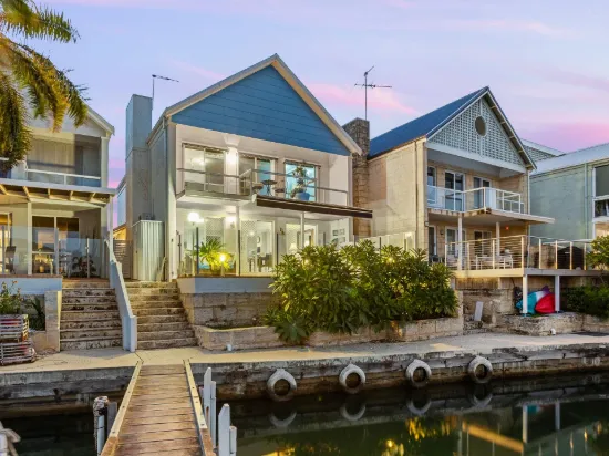 77 Waterside Drive, Dudley Park, WA 6210