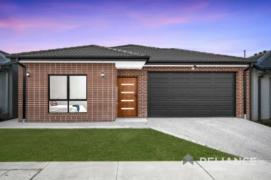 78 Bluebottle Parade, Rockbank, Vic 3335