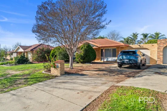 78 Dalman Parkway, Glenfield Park, NSW 2650