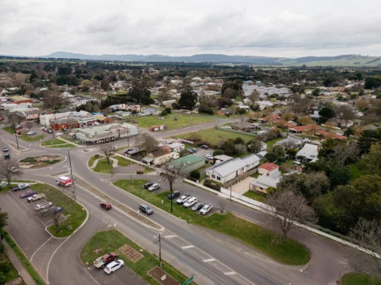 78 Main Street, Romsey, Vic 3434-Image
