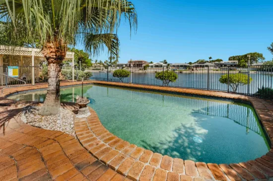 78 Markeri Street, Mermaid Waters, Qld 4218