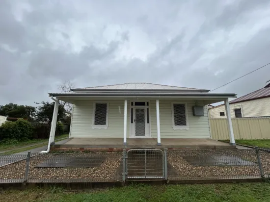 78 Maxwell Street, Wellington, NSW 2820