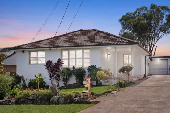 78 Oak Drive, Georges Hall, NSW 2198