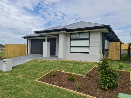 79 Brendan Way, Victoria Point, Qld 4165