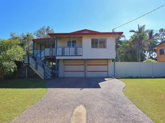 79 Buzacott Street, Park Avenue, Qld 4701
