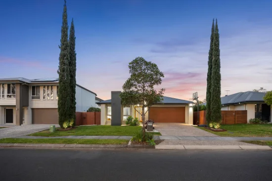 79 Finnegan Circuit, Oxley, Qld 4075
