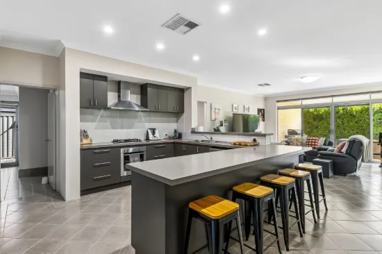 79 Flecker Promenade, Aveley, WA 6069