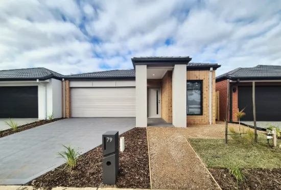 79 Hanover Circuit, Melton South, Vic 3338