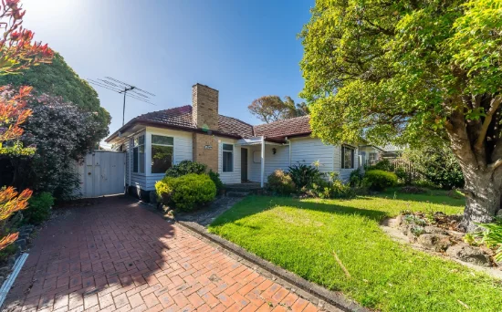 79 Marlborough St, Bentleigh East, Vic 3165 - For Rent