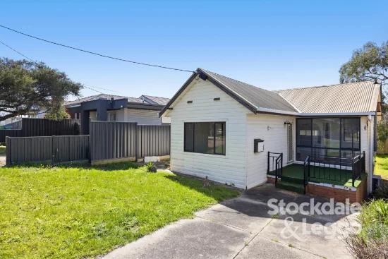 79 Seventh Avenue, Rosebud, Vic 3939 - For Rent