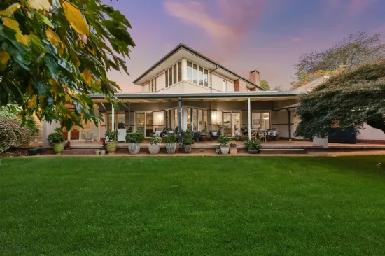 79A Dominion Circuit, Deakin, ACT 2600