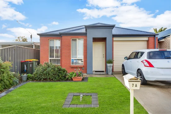 7A Weeroona Ave, Port Noarlunga South, SA 5167