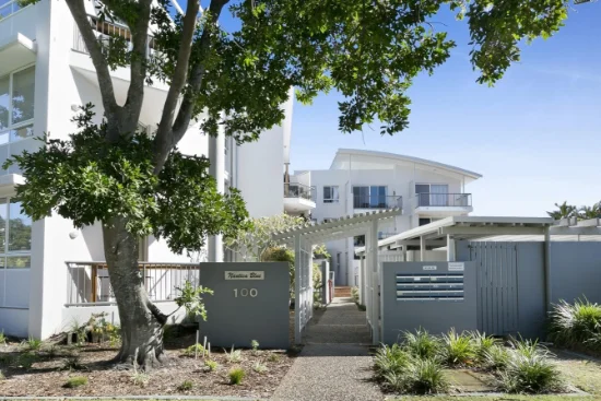 8/100 Petrel Avenue, Mermaid Beach, Qld 4218 - For Rent