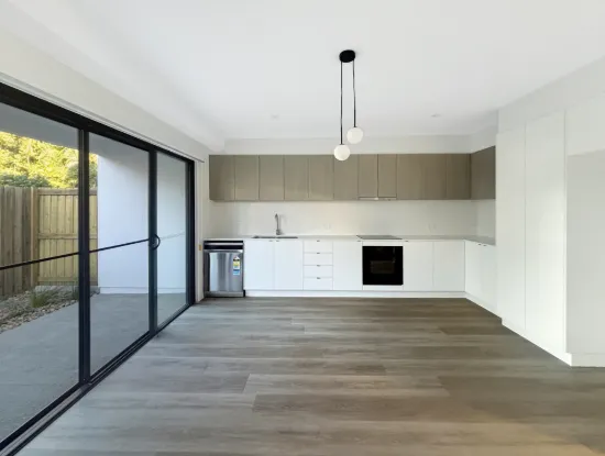 8/31-33 Ridge Road, Maroochydore, Qld 4558