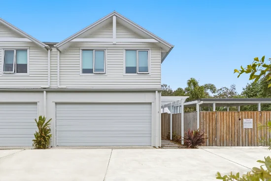 8/80 Halcyon Way, Hope Island, Qld 4212 - For Sale