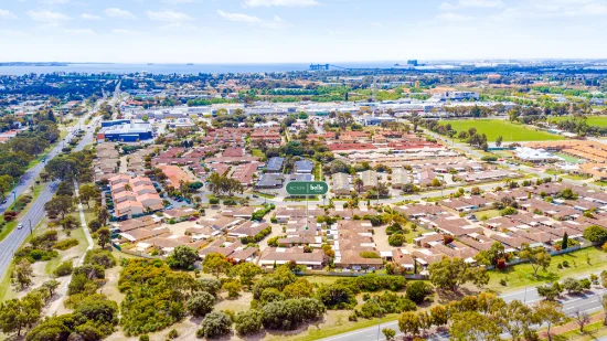 8/9 Merope Close, Rockingham, WA 6168