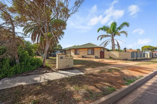 8 Abraham Drive, Whyalla Stuart, SA 5608