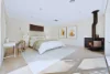 8 Acmena Court, Mill Park VIC 3082-Image