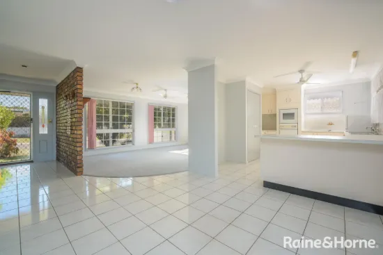 8 Alexandra Close, Clinton, Qld 4680