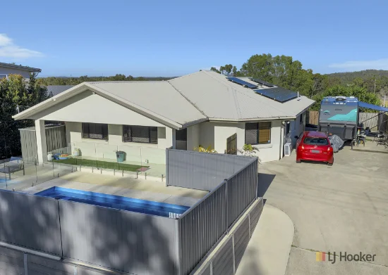 8 Alpine Avenue, Boyne Island, Qld 4680