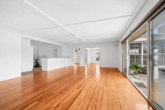 8 Amberley Court, Highton, Vic 3216