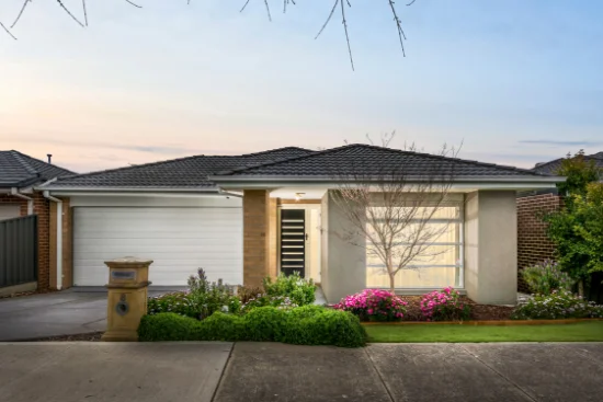 8 Amira Road, Greenvale, Vic 3059