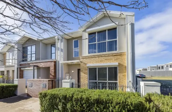 8 Amity Lane, Ellenbrook, WA 6069