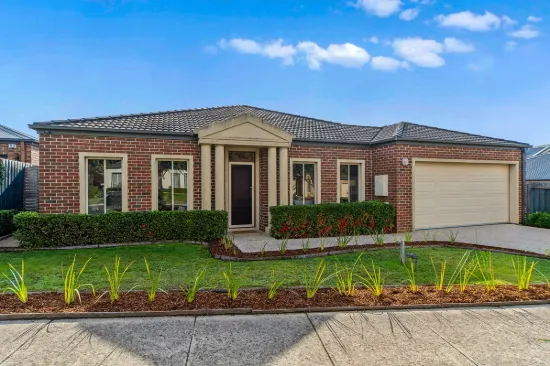 8 Aqueduct Road, Langwarrin, Vic 3910