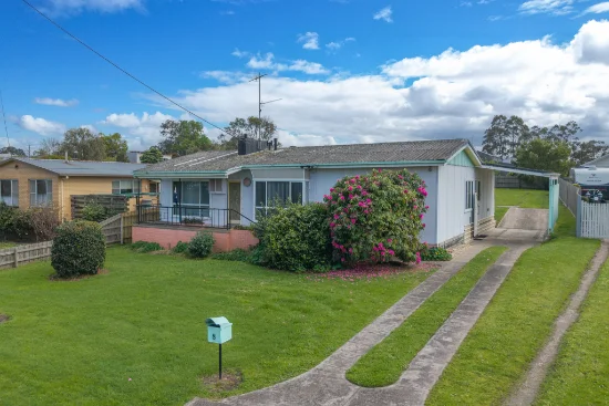 8 Archer Road, Garfield, Vic 3814