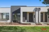 8 Arrowgrass Walk, Thornhill Park, Vic 3335