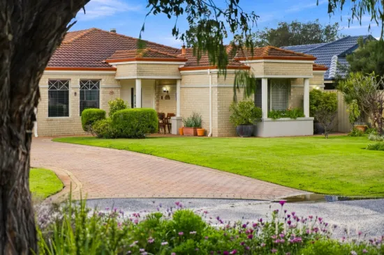 8 Ashcove Place, Broadwater, WA 6280