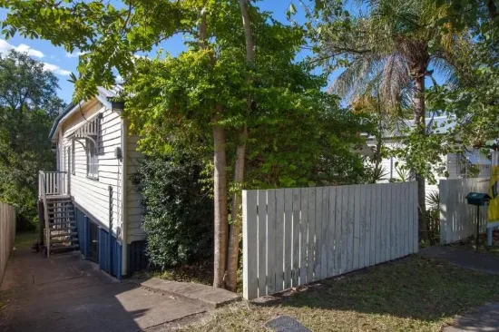 8 Ashgrove Crescent, Ashgrove, Qld 4060