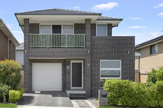 8 Barbarrosa Road, Edmondson Park, NSW 2174