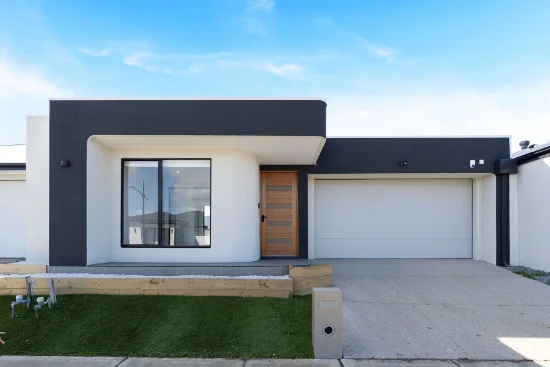 8 Basalt Street, Donnybrook VIC 3064-Image