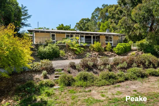 8 Beaconsfield Emerald Road, Beaconsfield Upper, Vic 3808