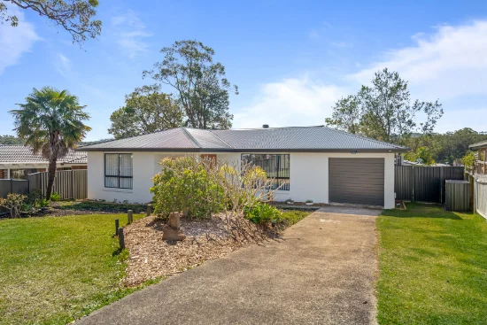 8 Bellbrook Close, Green Point, NSW 2251