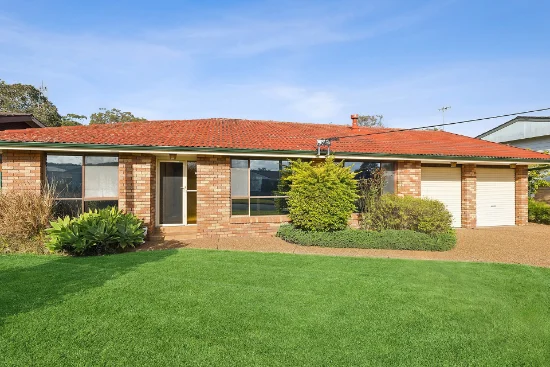 8 Benelong Place, Kincumber, NSW 2251