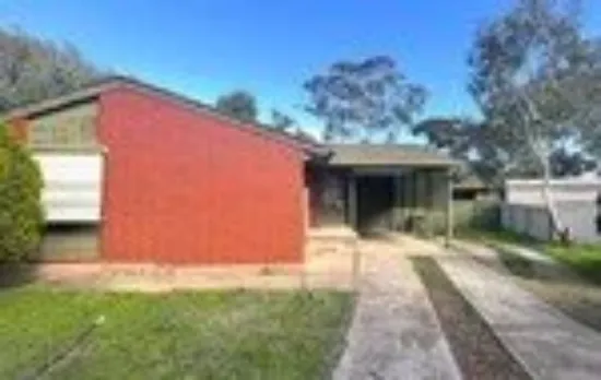 8 Blackburn Court, Elizabeth East, SA 5112