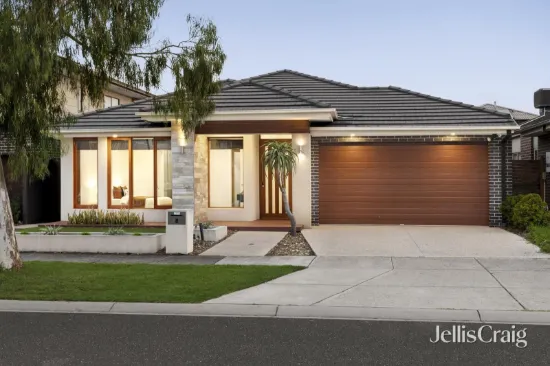 8 Blanchard Avenue, Keysborough, Vic 3173