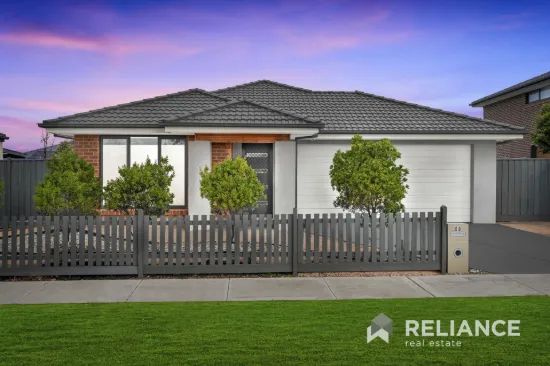 8  Bridgefield Parkway, Rockbank, Vic 3335